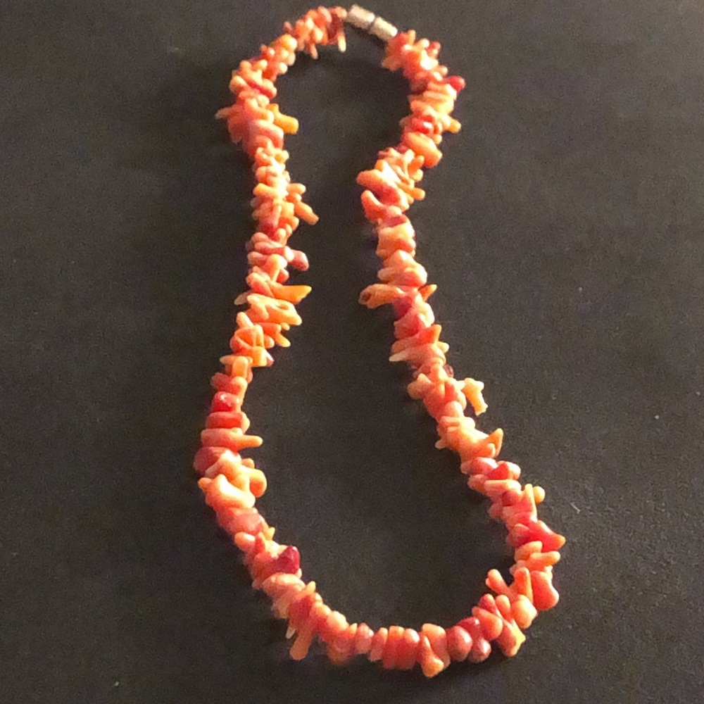 Vintage Natural Red Branch Coral Necklace 17" 23 grams Excellent condition.